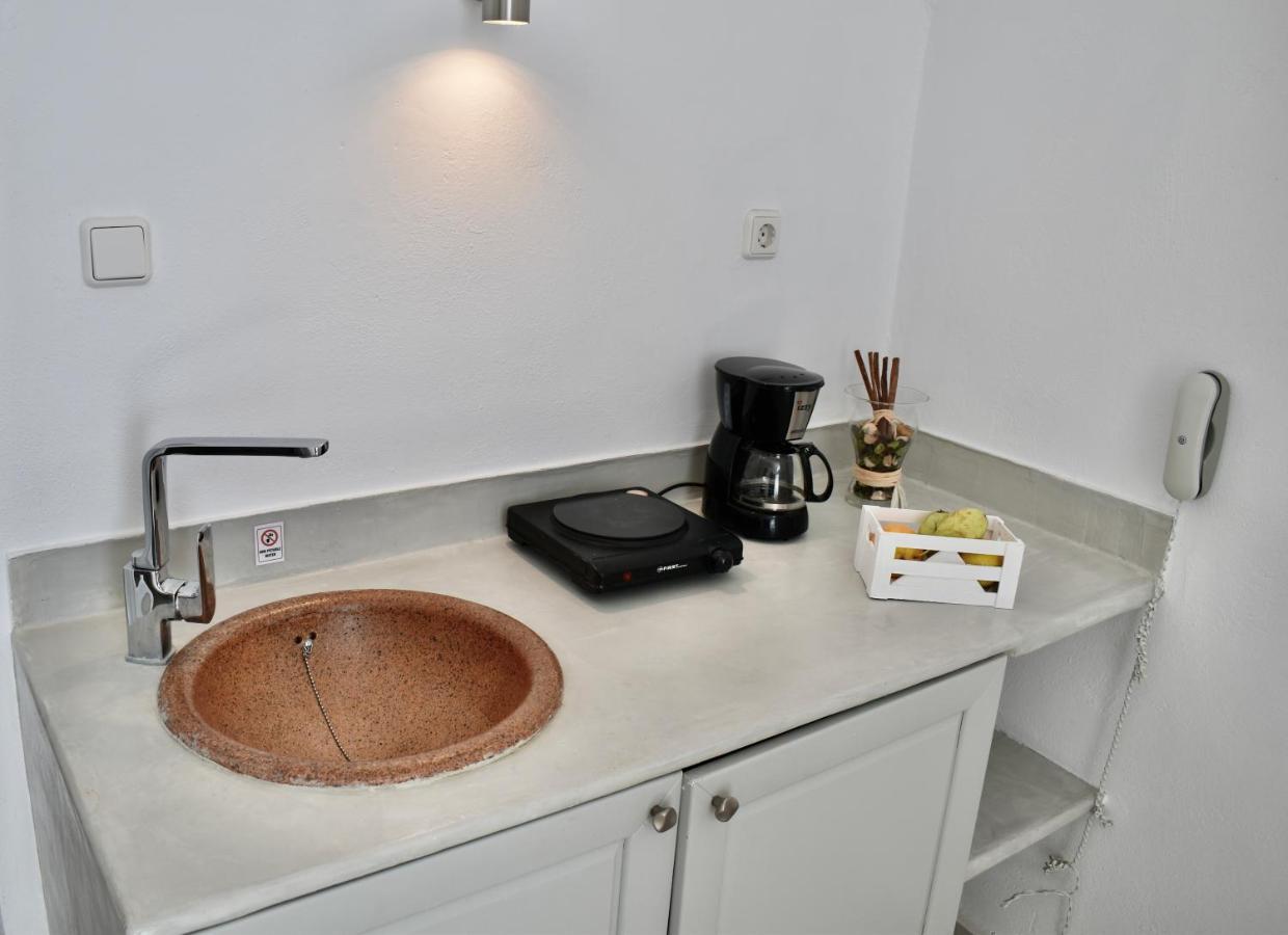 Aeolos Art & Eco Suites Adults Only Imerovígli Extérieur photo