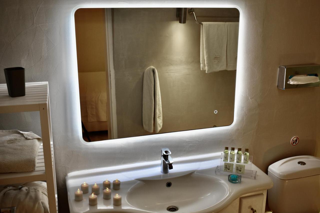 Aeolos Art & Eco Suites Adults Only Imerovígli Extérieur photo