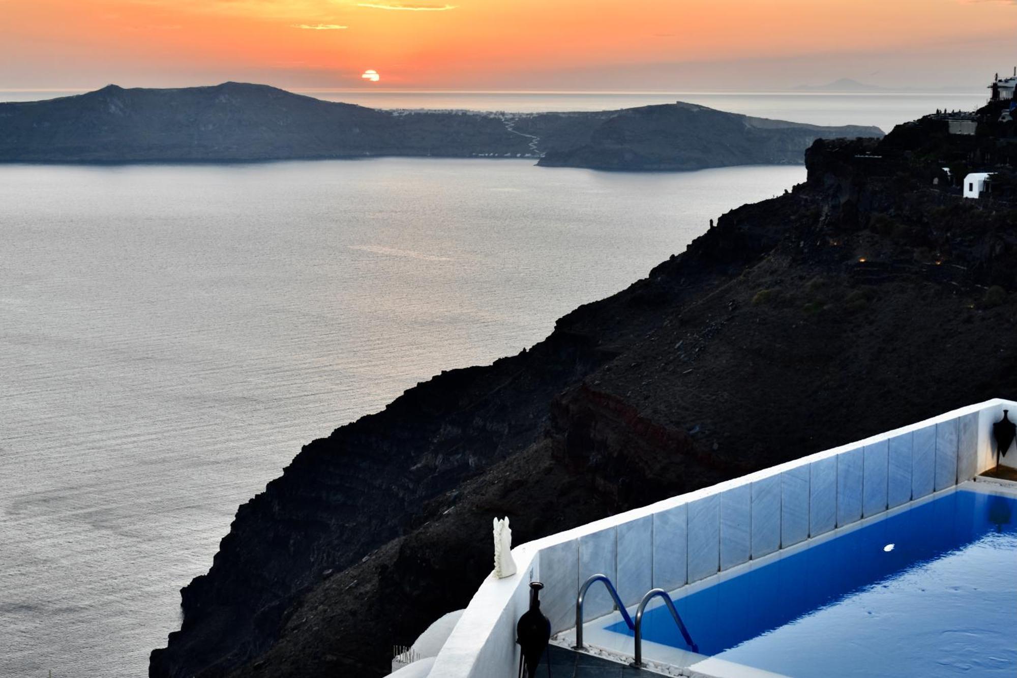 Aeolos Art & Eco Suites Adults Only Imerovígli Extérieur photo