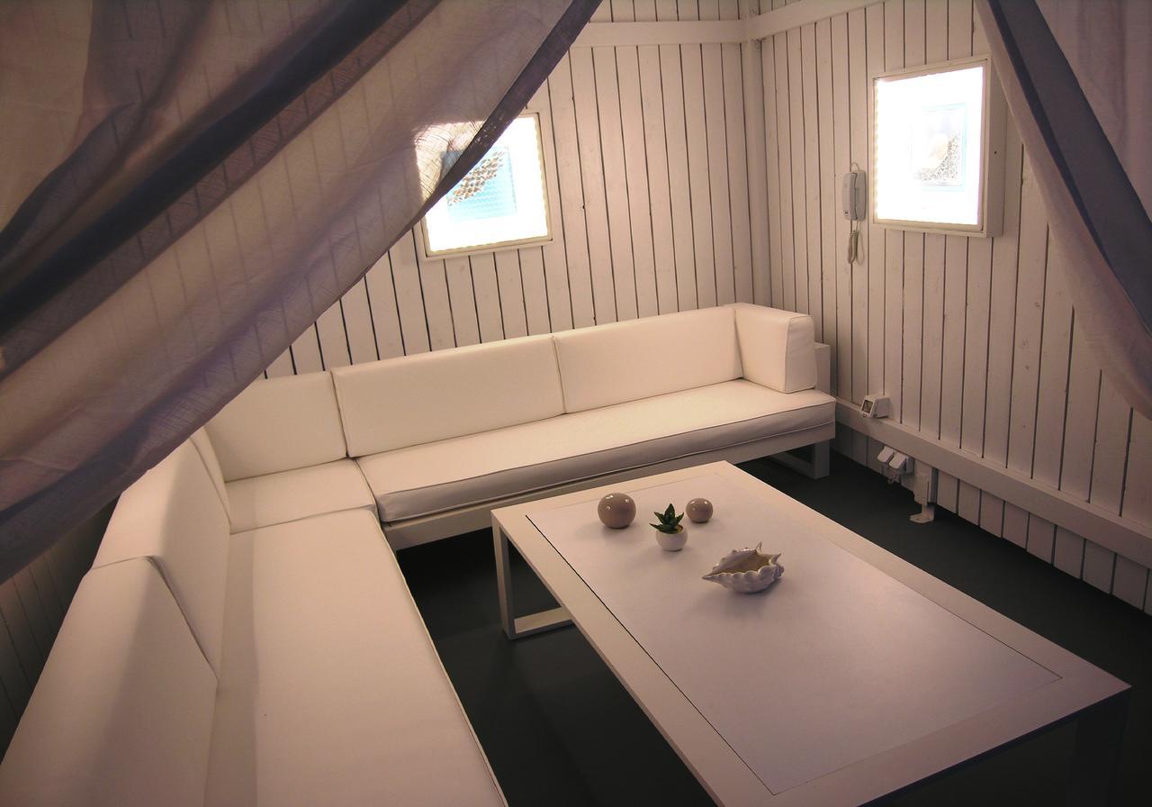 Aeolos Art & Eco Suites Adults Only Imerovígli Extérieur photo